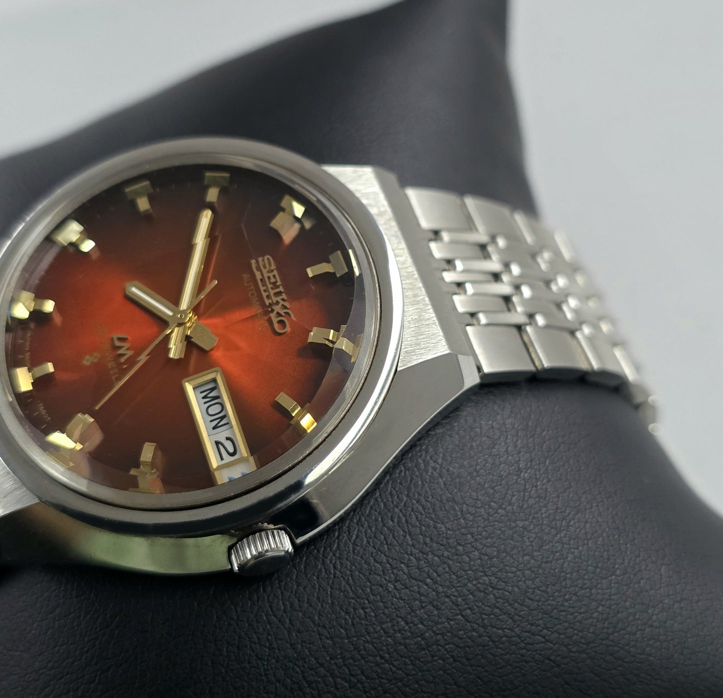 Seiko Lord Matic 5606-5320