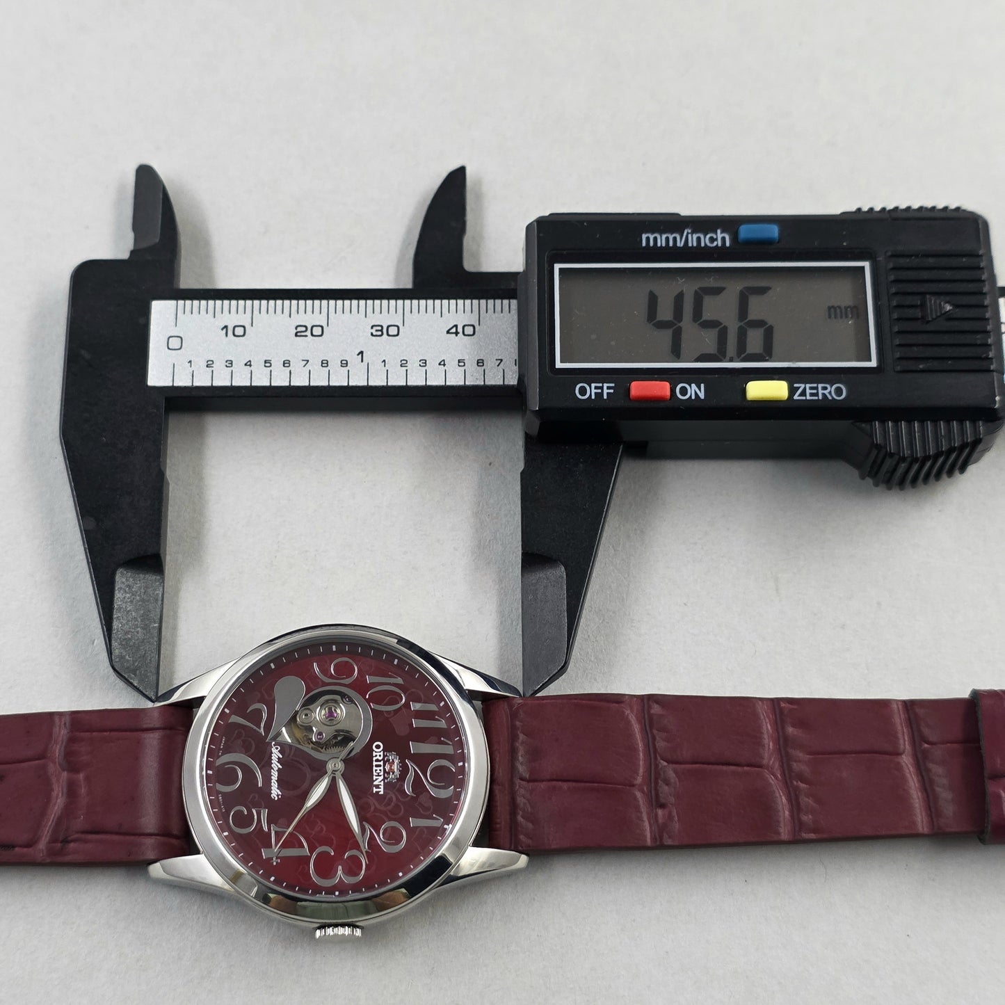 Orient Open Heart DB01-Q1 CA