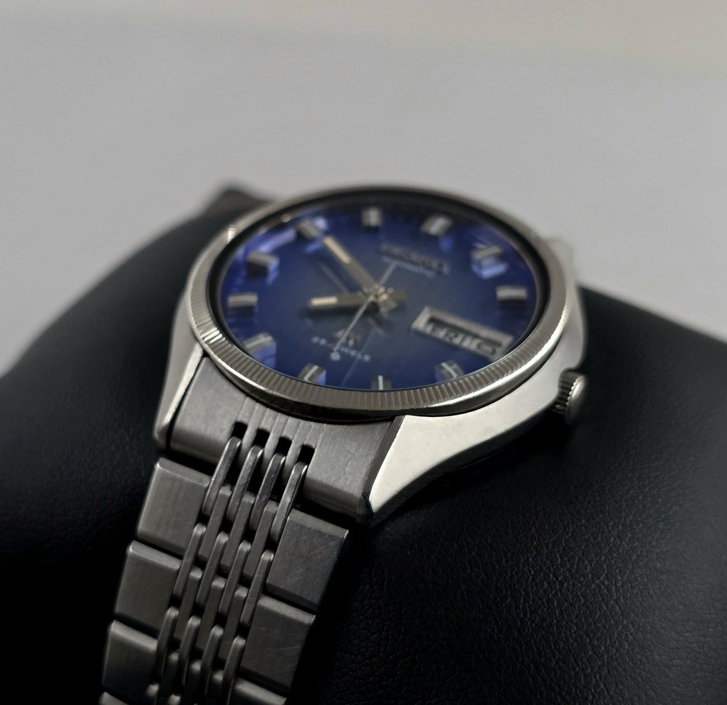 Seiko Lord Matic 5606-7330