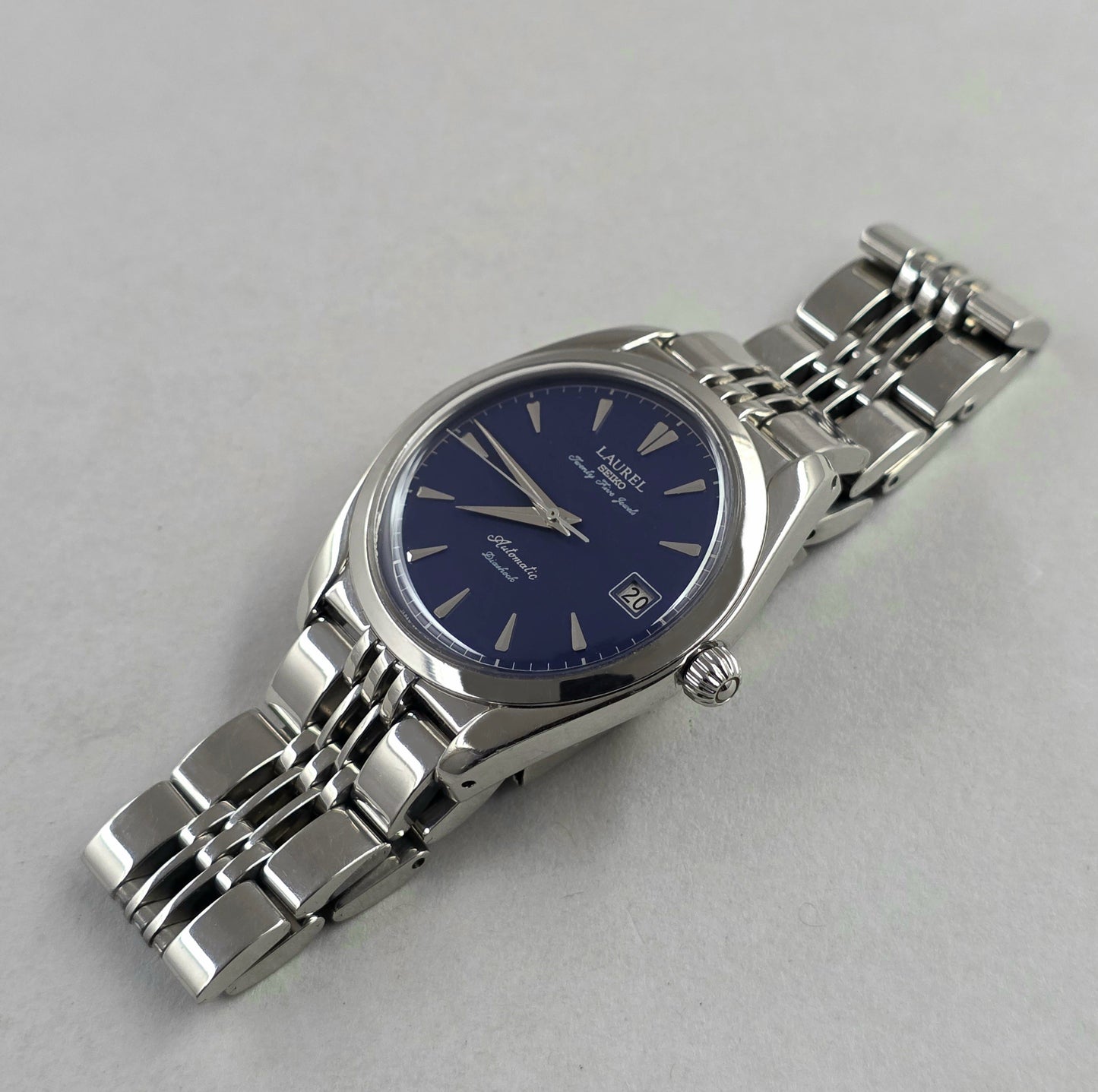 Seiko Laurel 4S15-0020 (JDM)