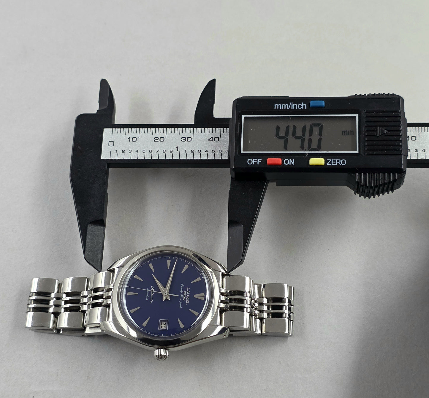 Seiko Laurel 4S15-0020 (JDM)