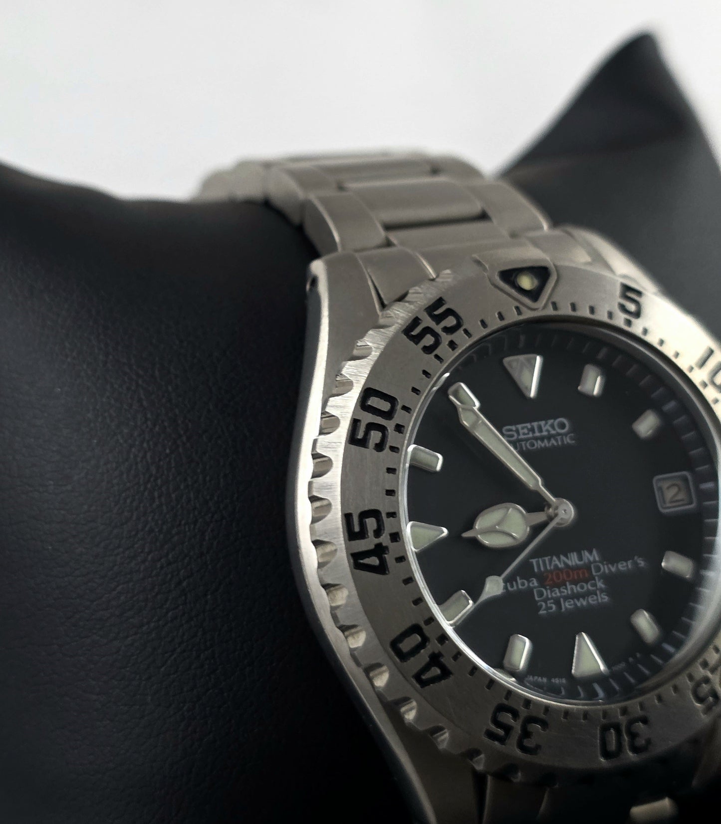Seiko SCVF001 Titanium Diver's 200m