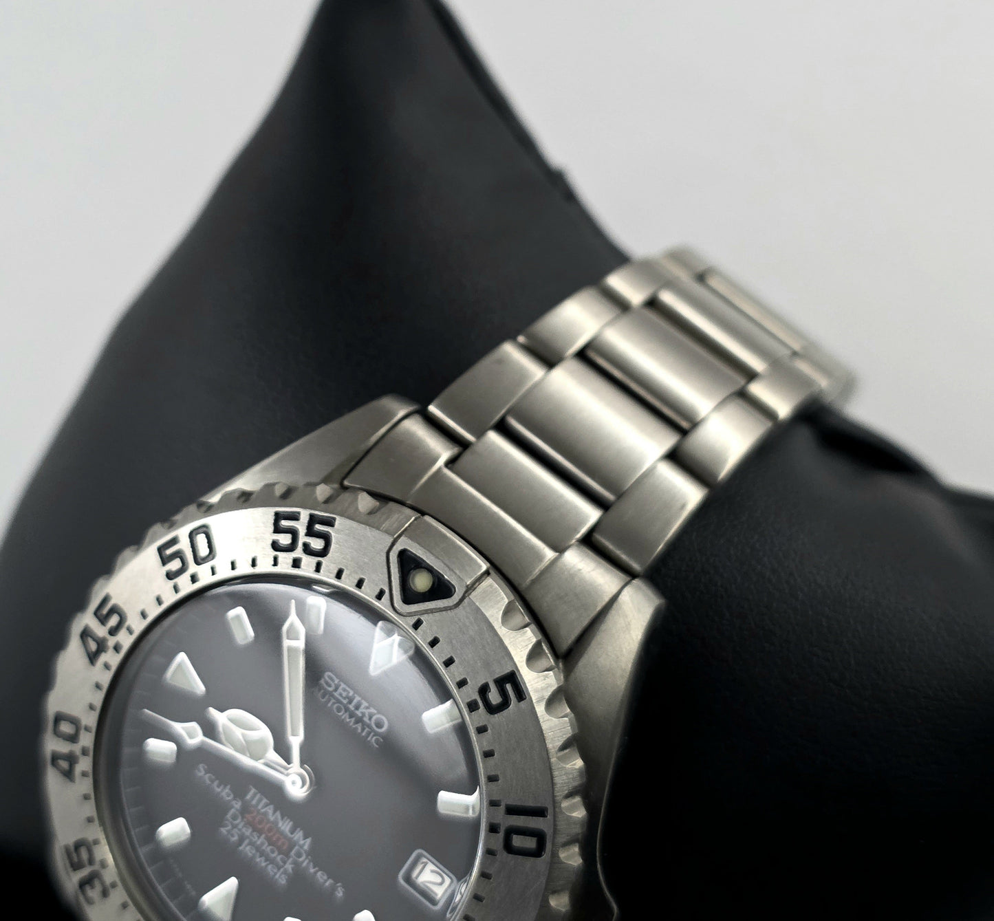 Seiko SCVF001 Titanium Diver's 200m