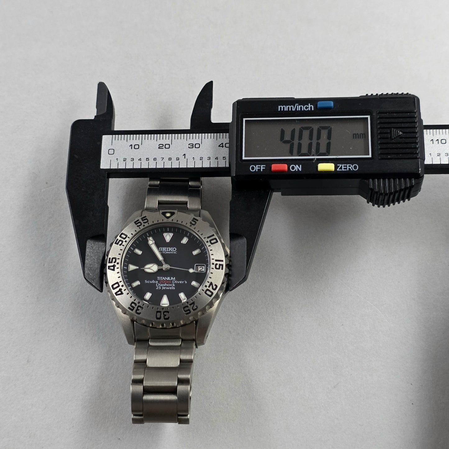 Seiko SCVF001 Titanium Diver's 200m