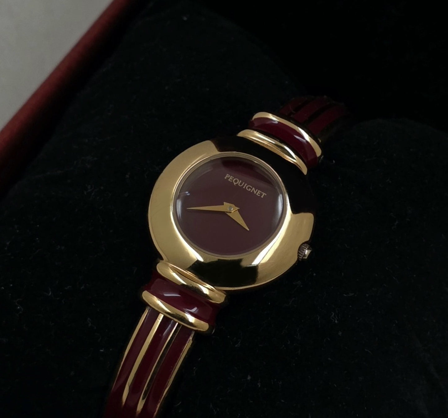 Pequignet Burgundy Gold Edition