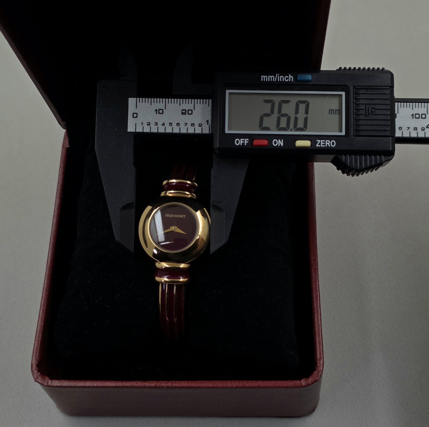 Pequignet Burgundy Gold Edition