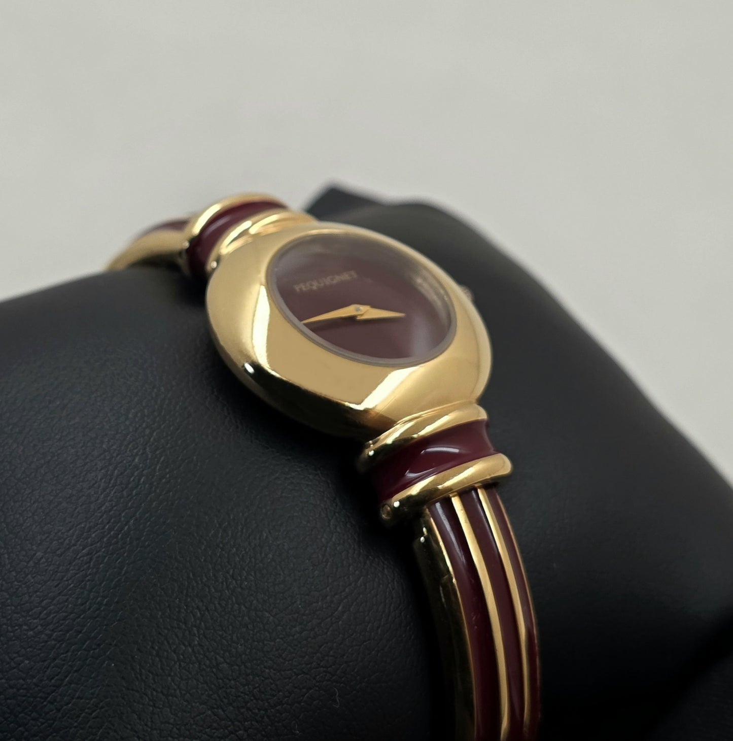 Pequignet Burgundy Gold Edition