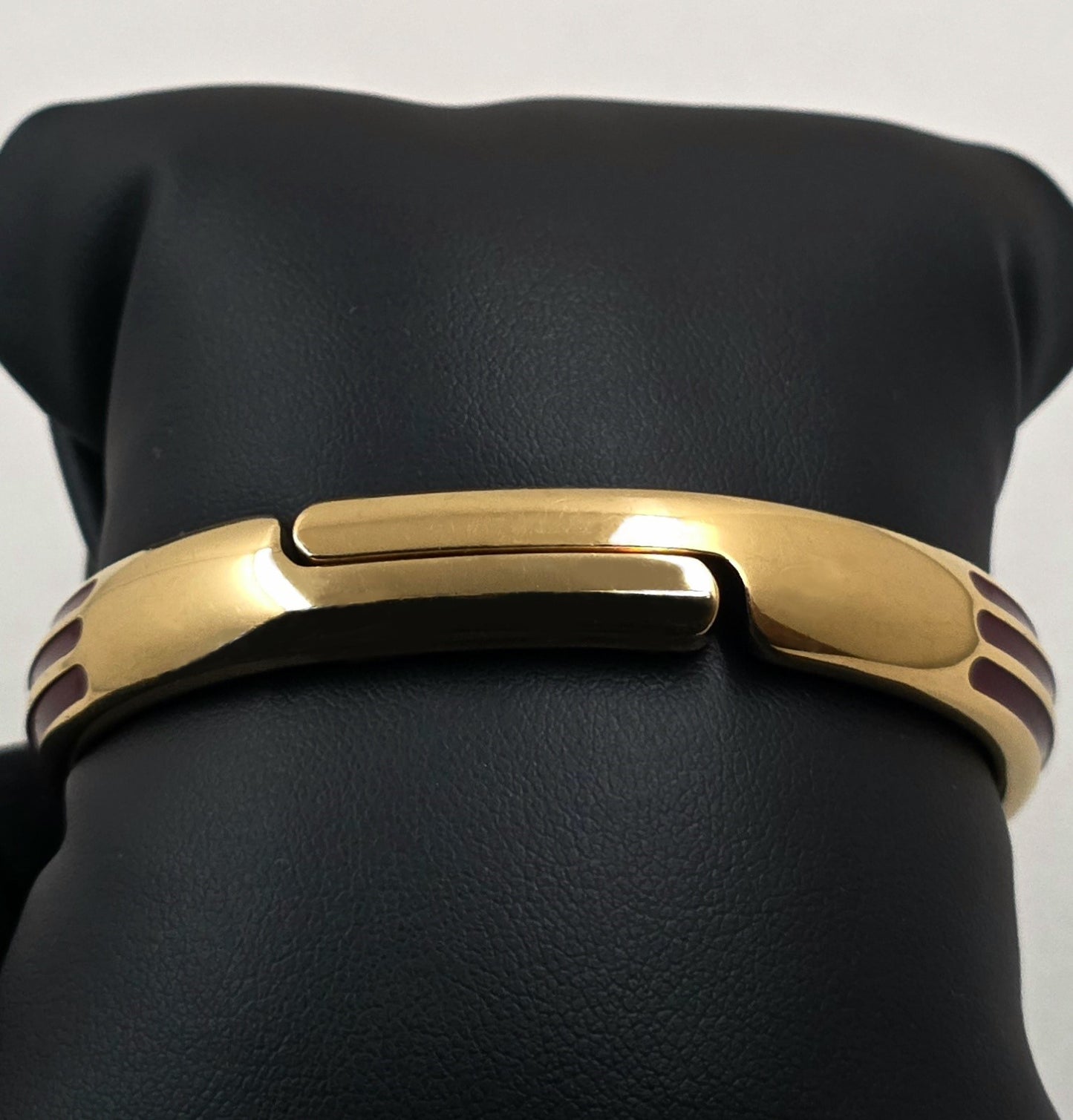 Pequignet Burgundy Gold Edition