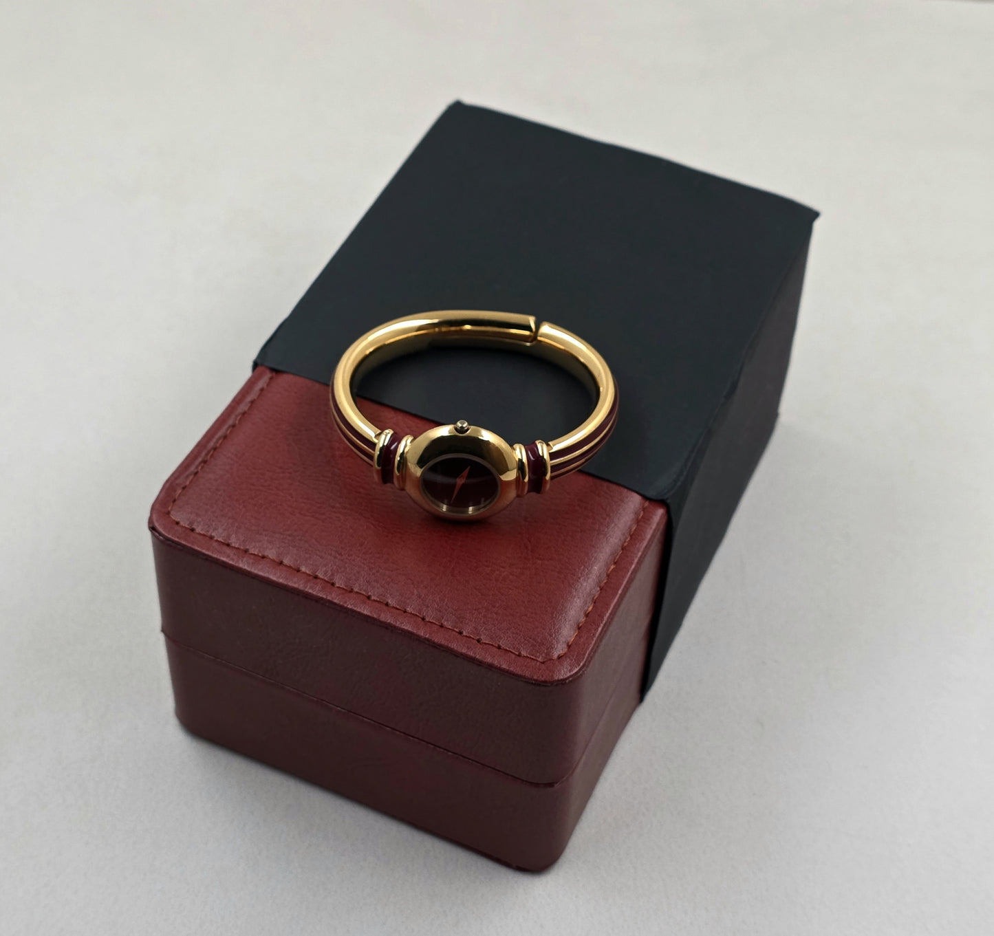 Pequignet Burgundy Gold Edition