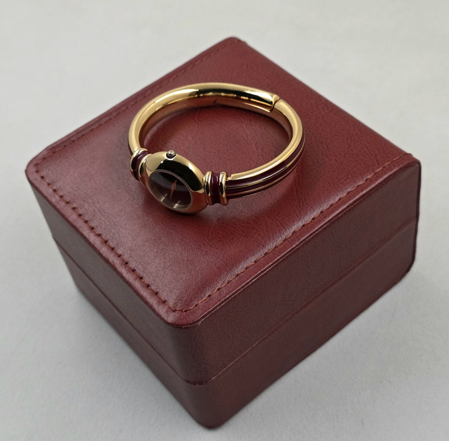 Pequignet Burgundy Gold Edition
