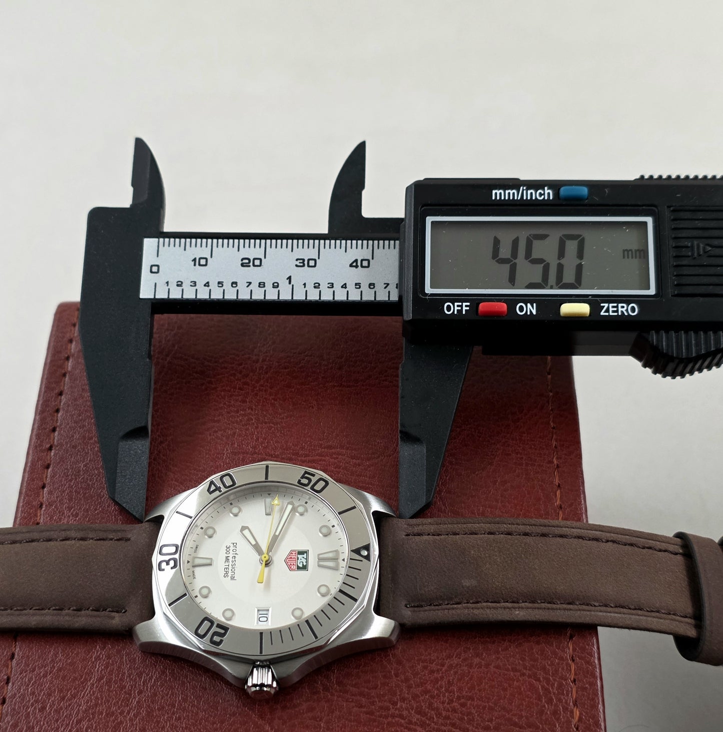 TAG Heuer Professional 300 Meters