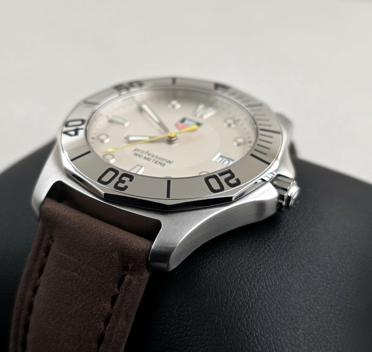 TAG Heuer Professional 300 Meters