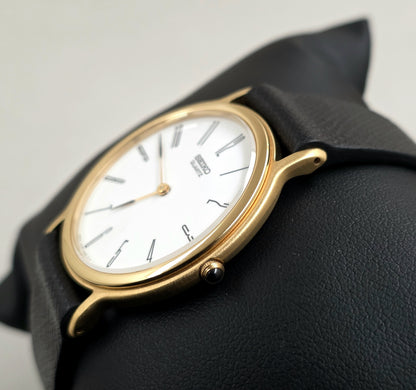 Seiko 5E20-8A20 Ultra-Thin Quartz