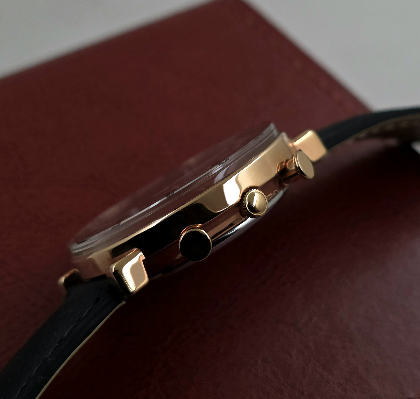 Seiko 7T92-0TL0 “Sottsass Associates”