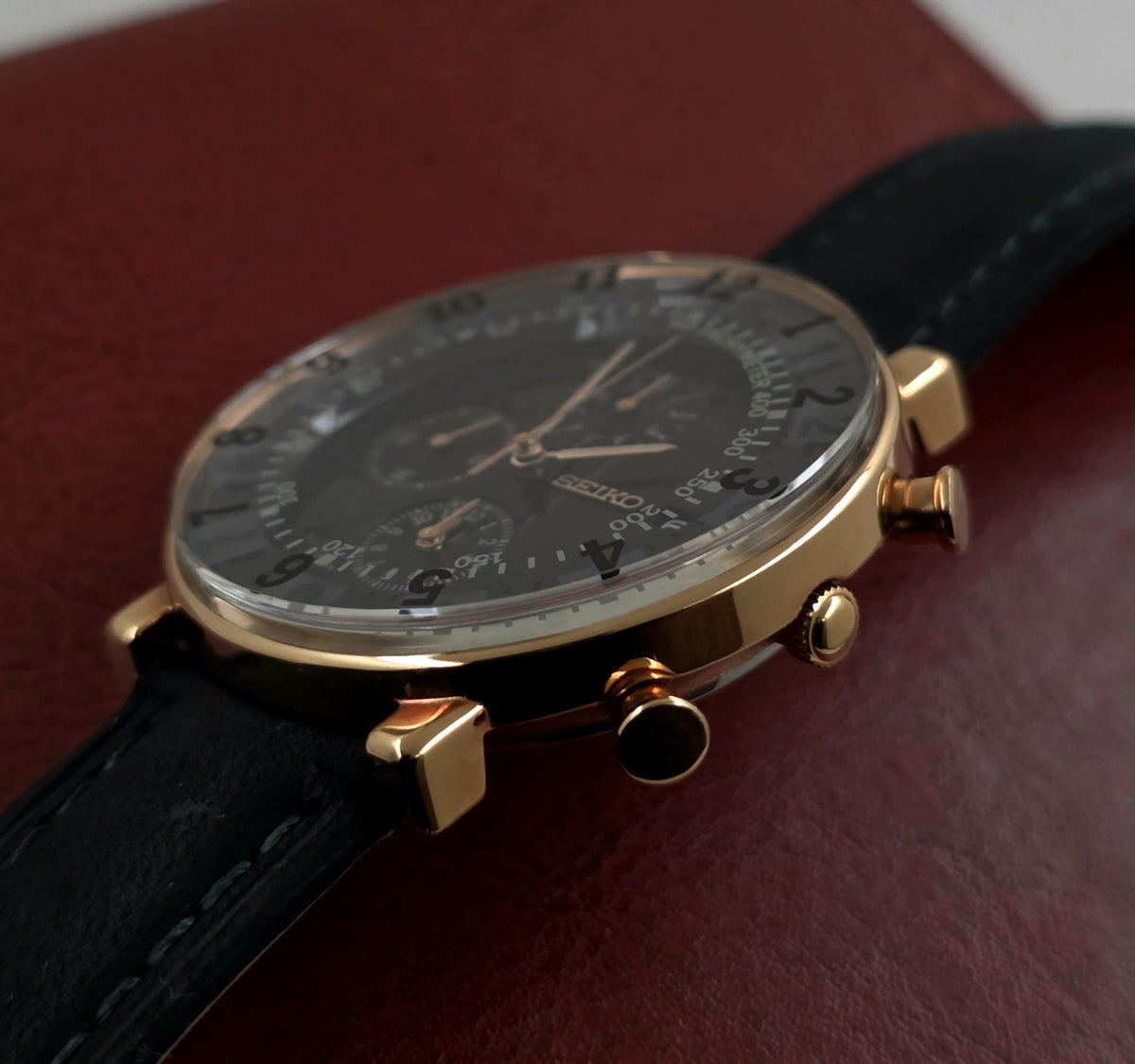 Seiko 7T92-0TL0 “Sottsass Associates”