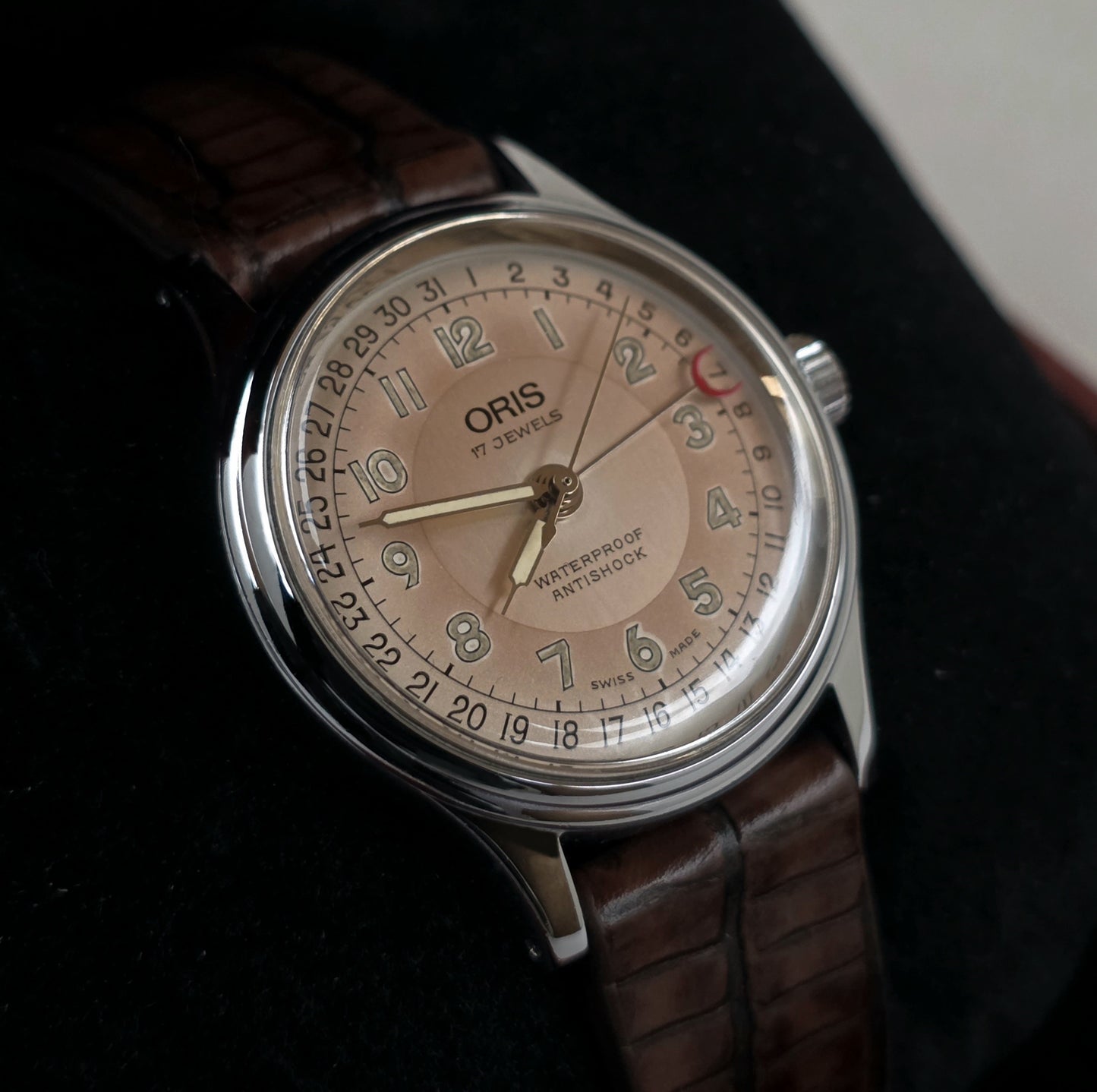 Oris 302-7285B Pointer Date