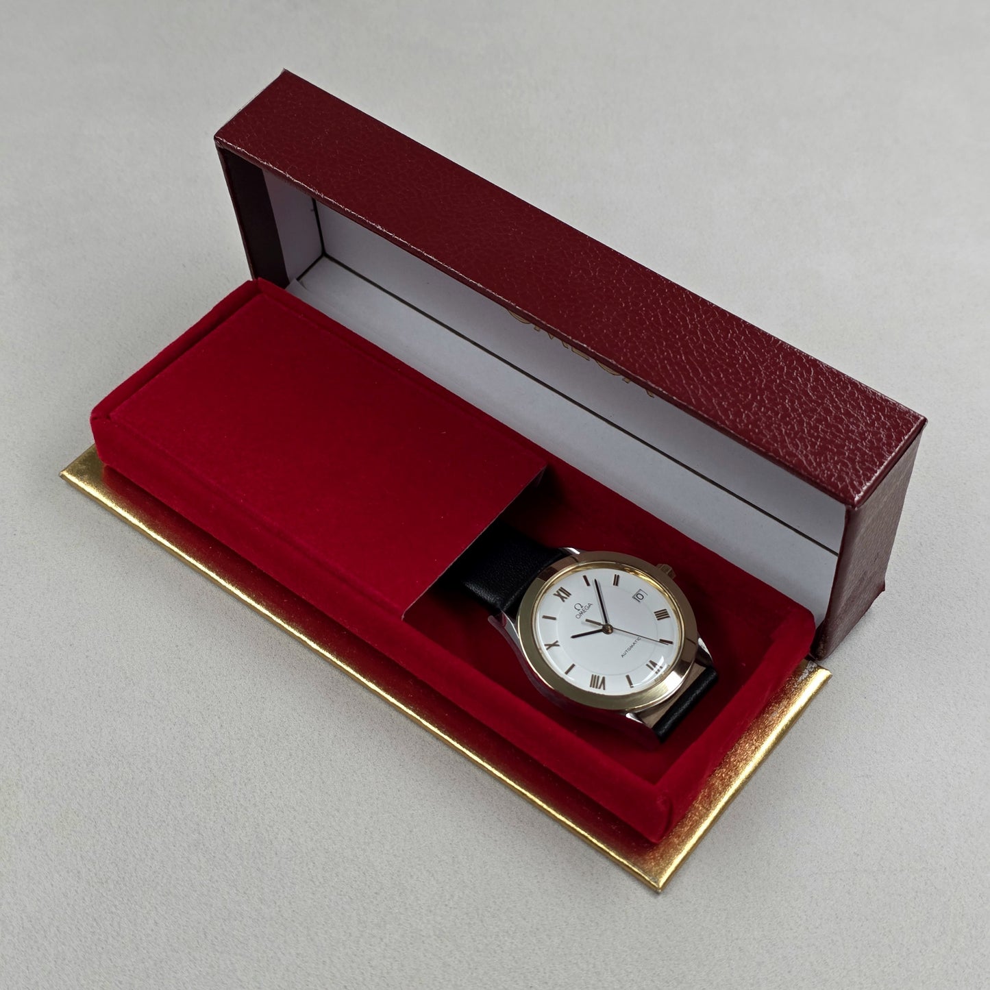 Omega De Ville Classic 166.0285