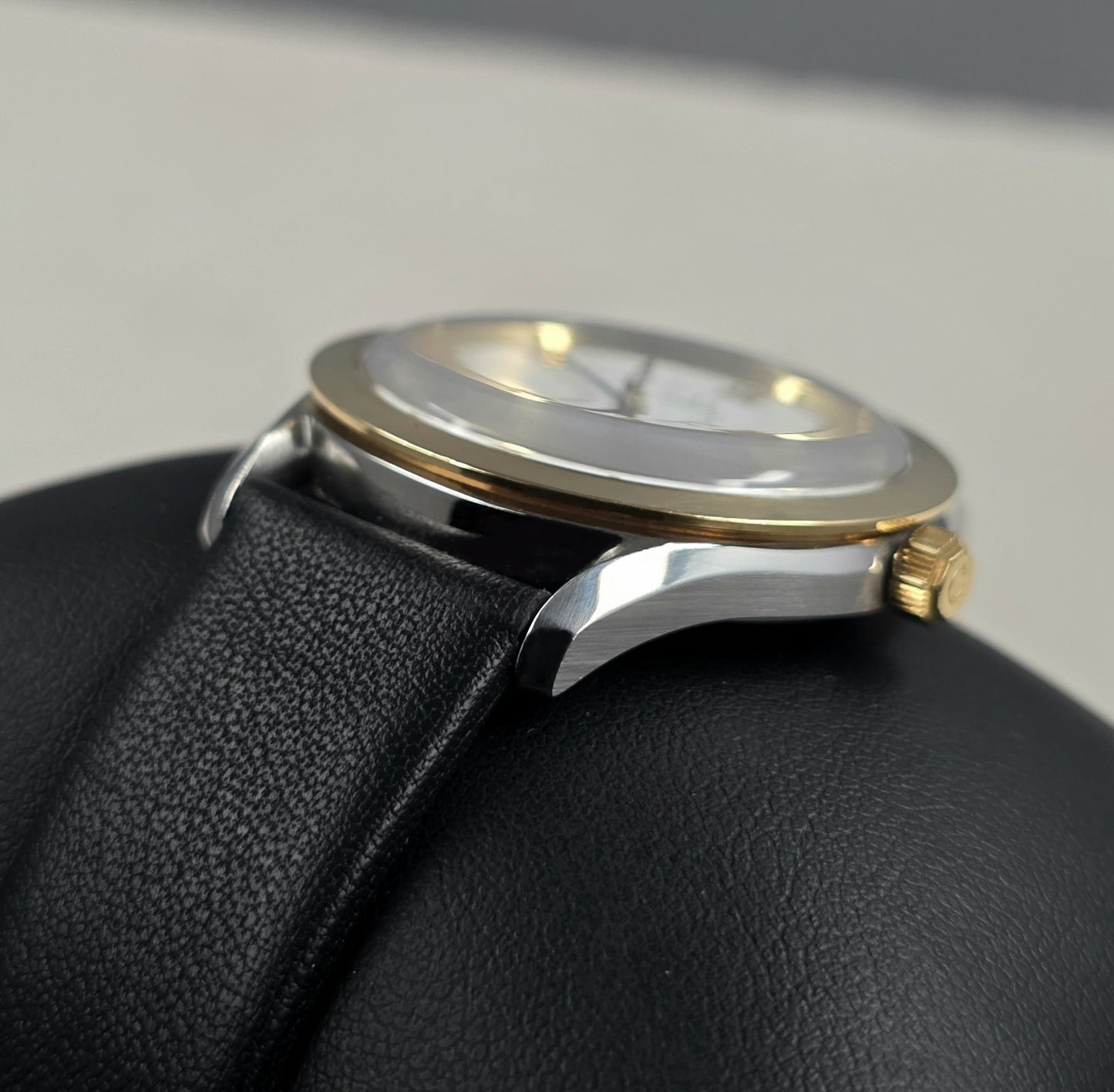Omega De Ville Classic 166.0285