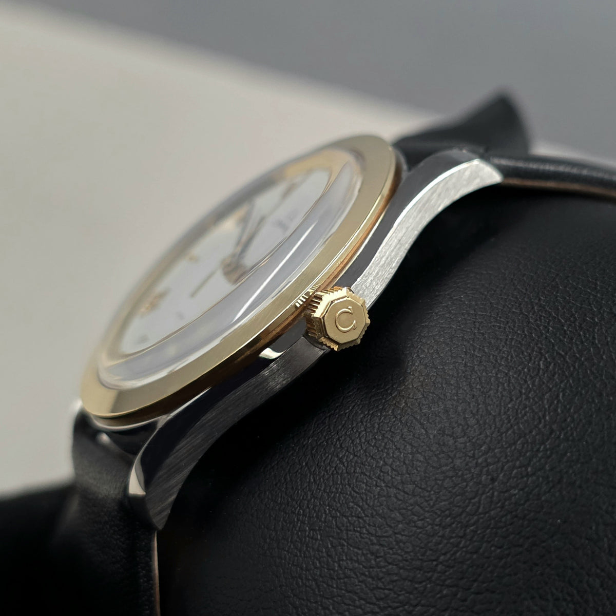 Omega De Ville Classic 166.0285