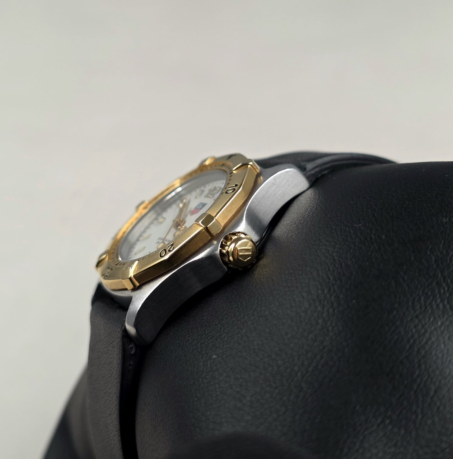 TAG Heuer Lady Professional WK1320