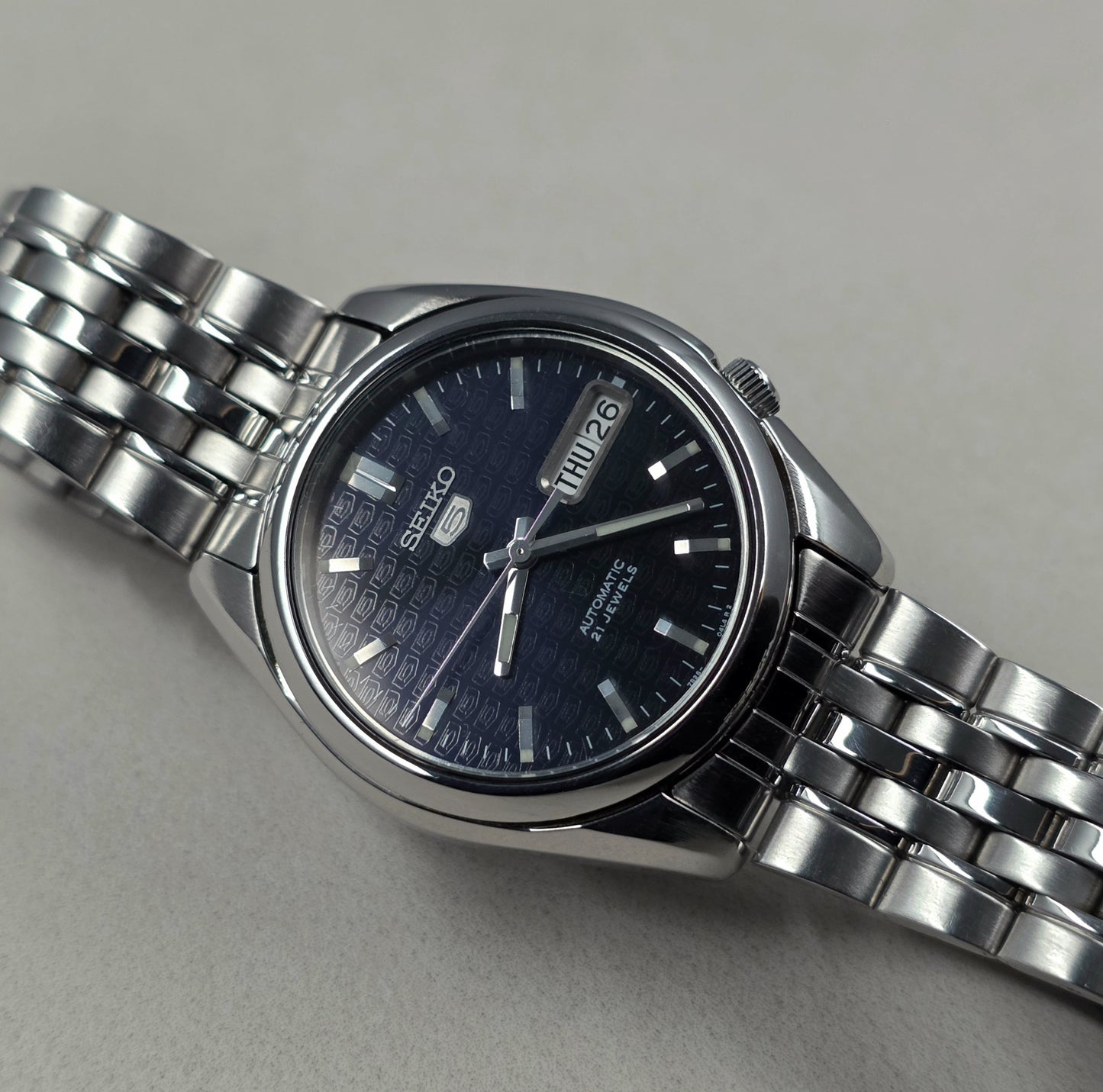 Seiko 5  7S26-01V0