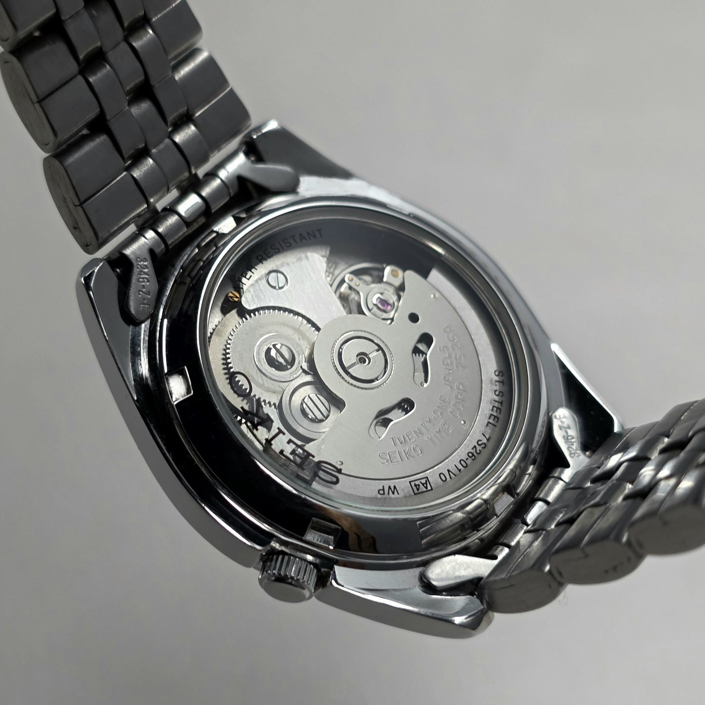 Seiko 5  7S26-01V0