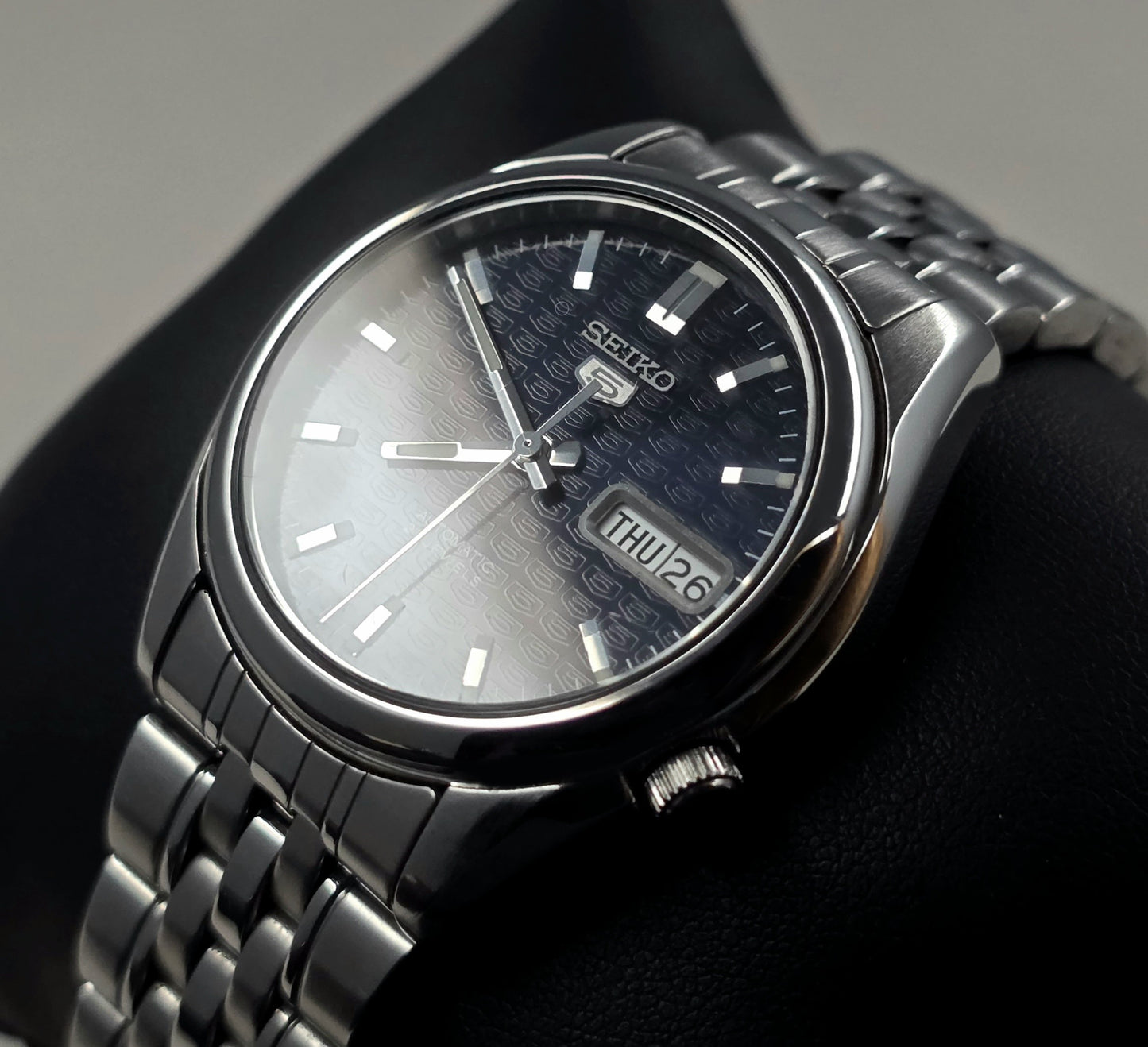 Seiko 5  7S26-01V0