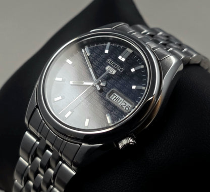 Seiko 5  7S26-01V0