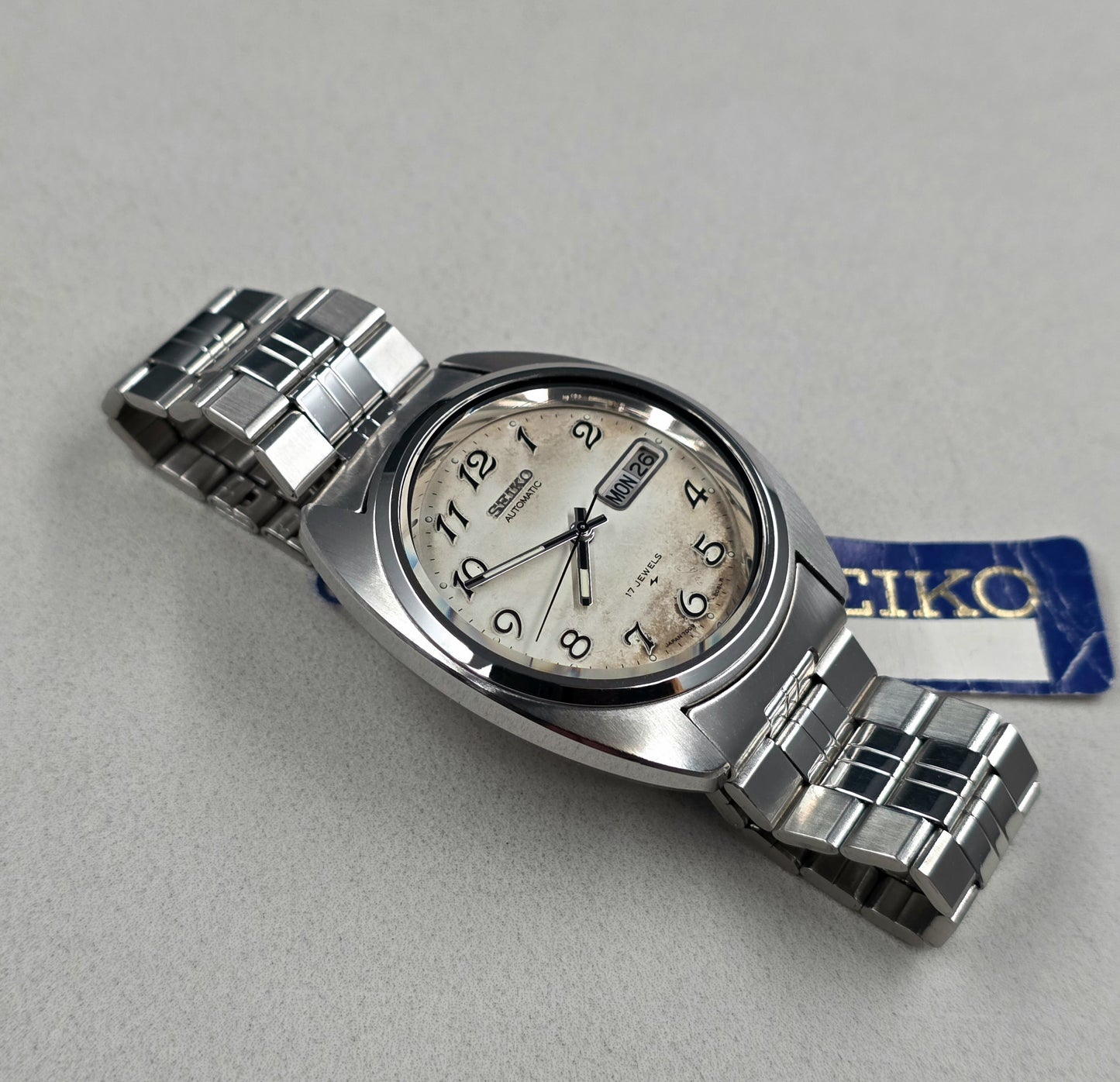 Seiko 7009-8081