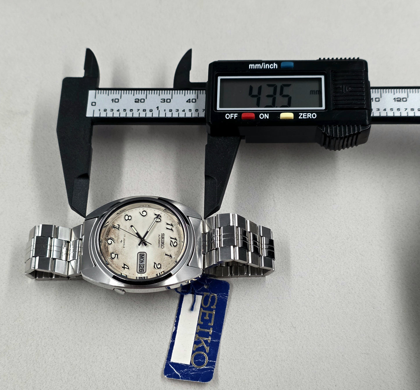 Seiko 7009-8081