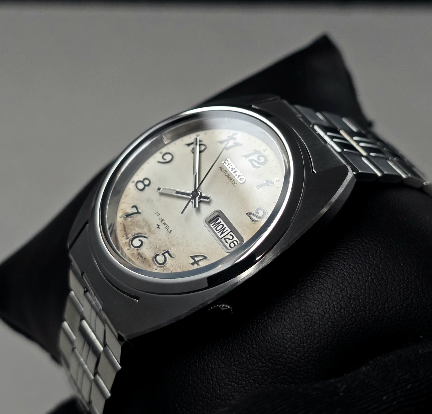 Seiko 7009-8081