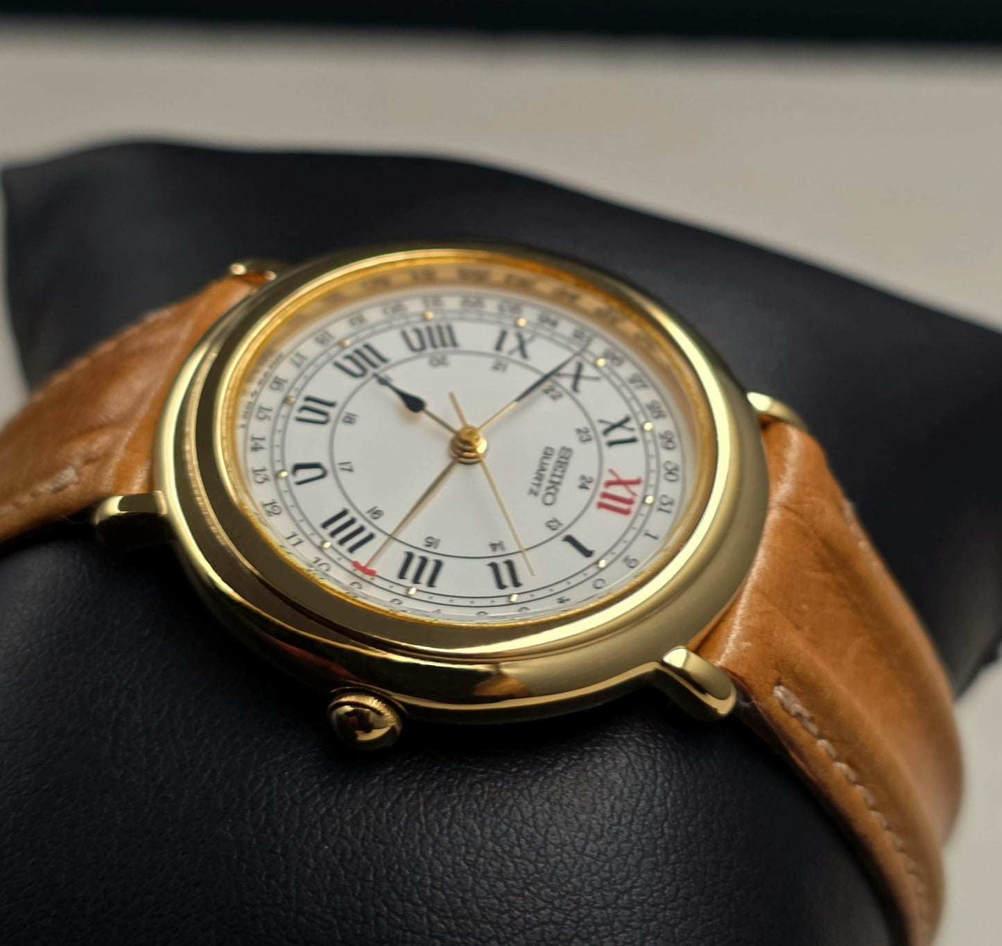 Seiko 6F25-6040 | Pointer Date