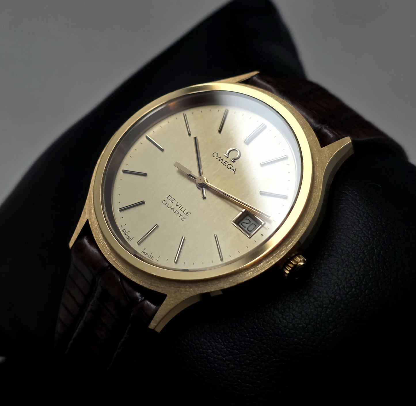 Omega De Ville Quartz NOS