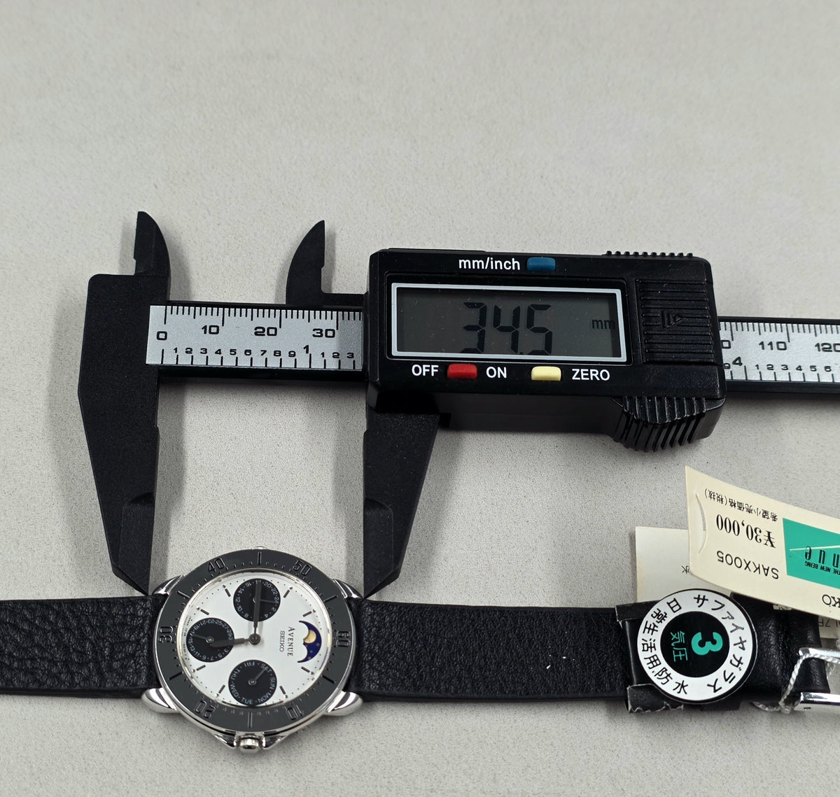 Seiko Avenue Moonphase