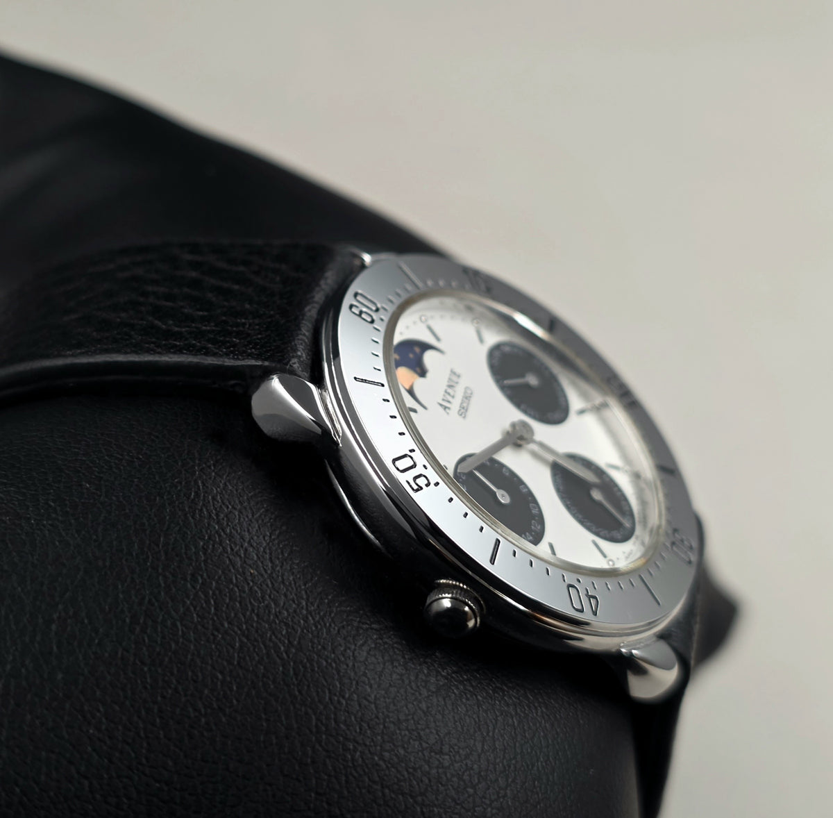 Seiko Avenue Moonphase