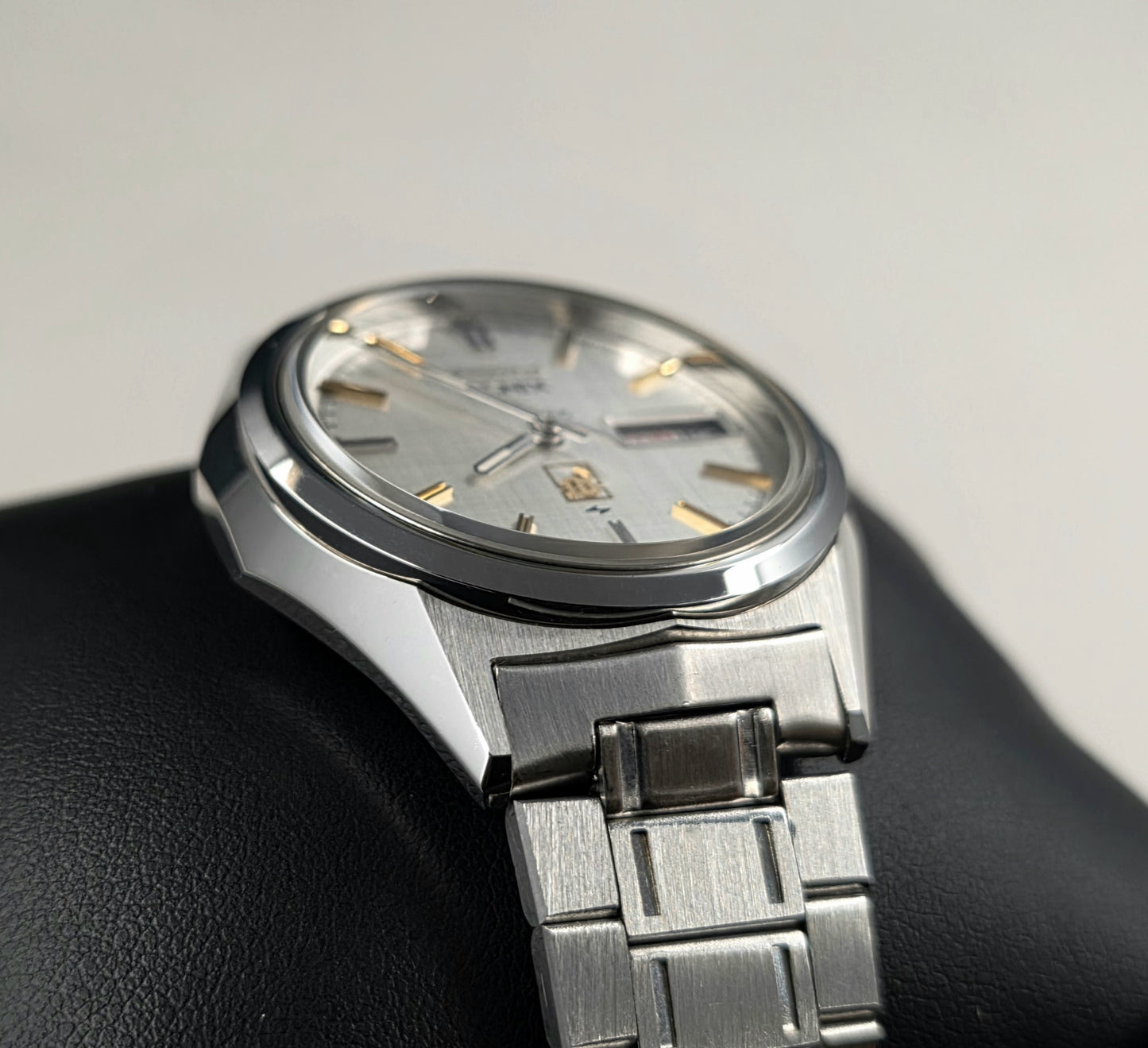 Seiko Elnix Ref. 0703-7020