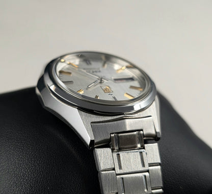 Seiko Elnix Ref. 0703-7020
