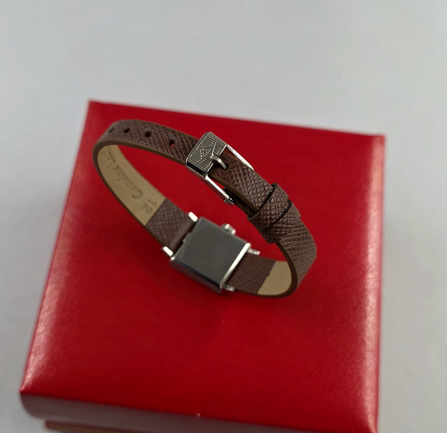 Omega Genève Lady Square Ref. 511.0321