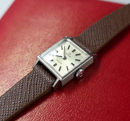 Omega Genève Lady Square Ref. 511.0321