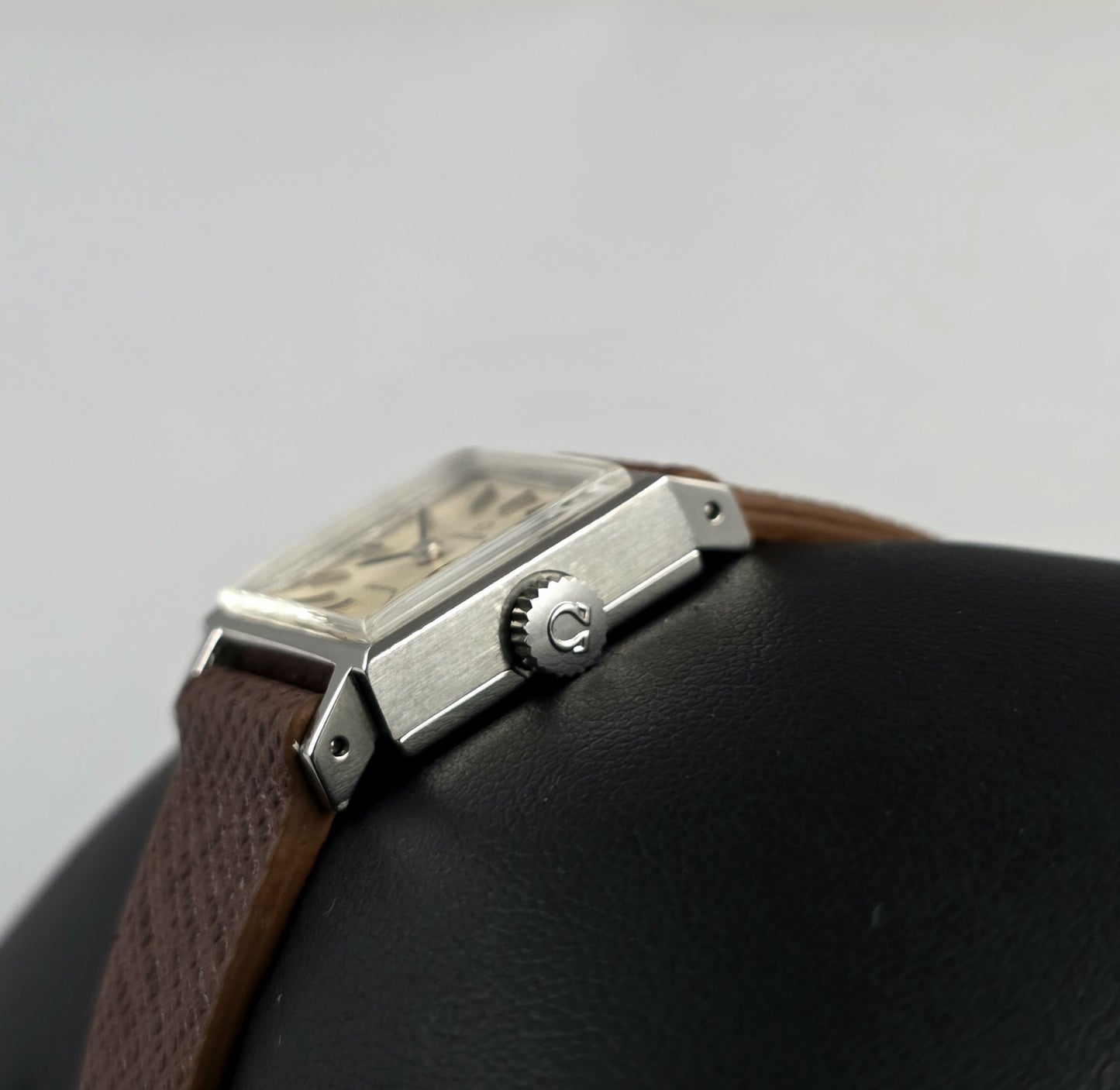 Omega Genève Lady Square Ref. 511.0321