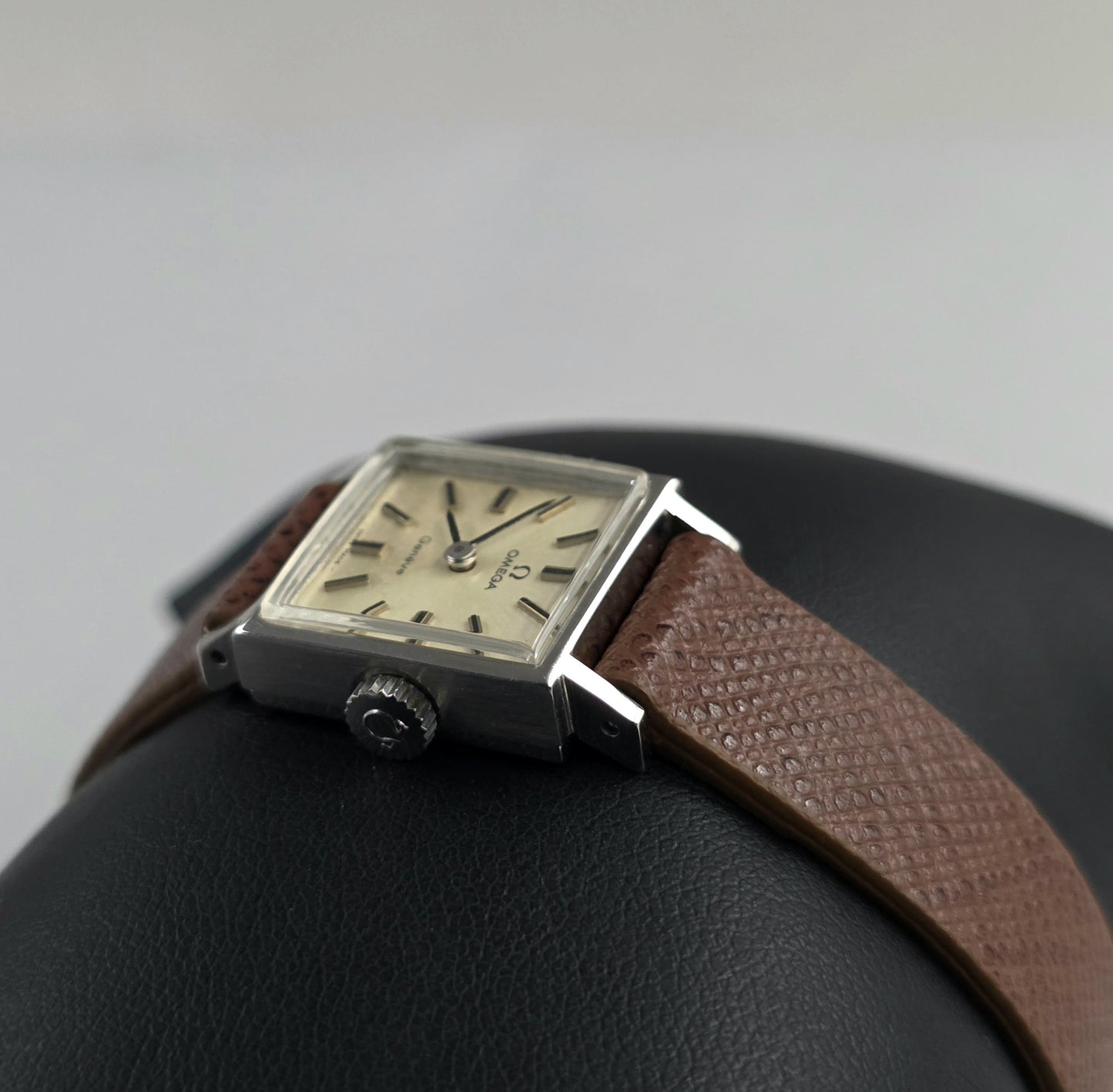 Omega Genève Lady Square Ref. 511.0321