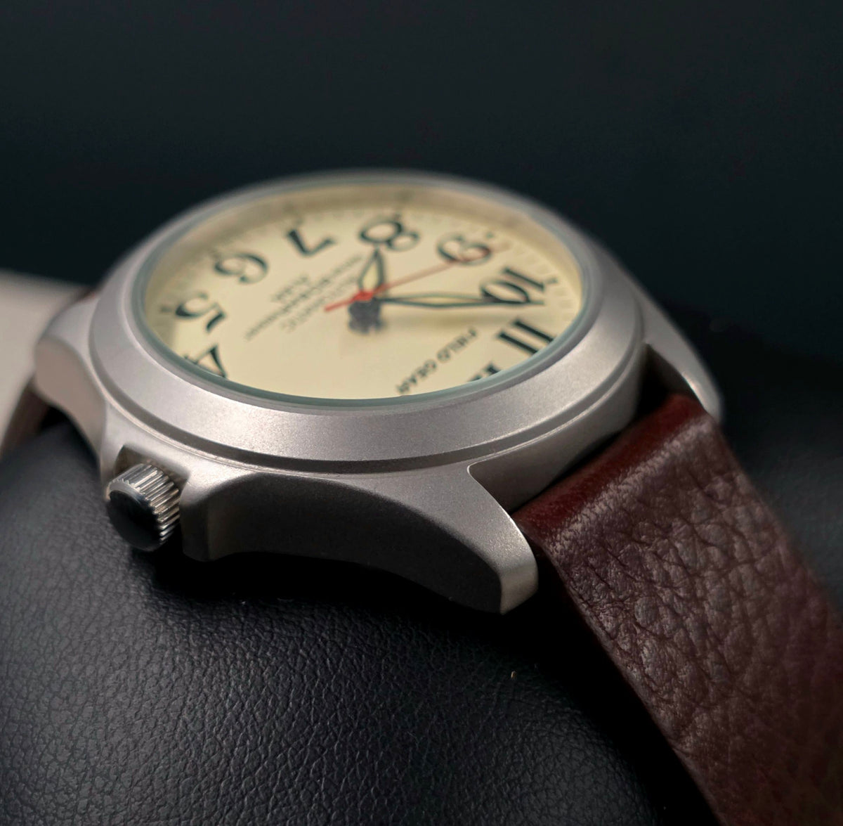 ALBA Field Gear Automatic Ref. Y621-8010