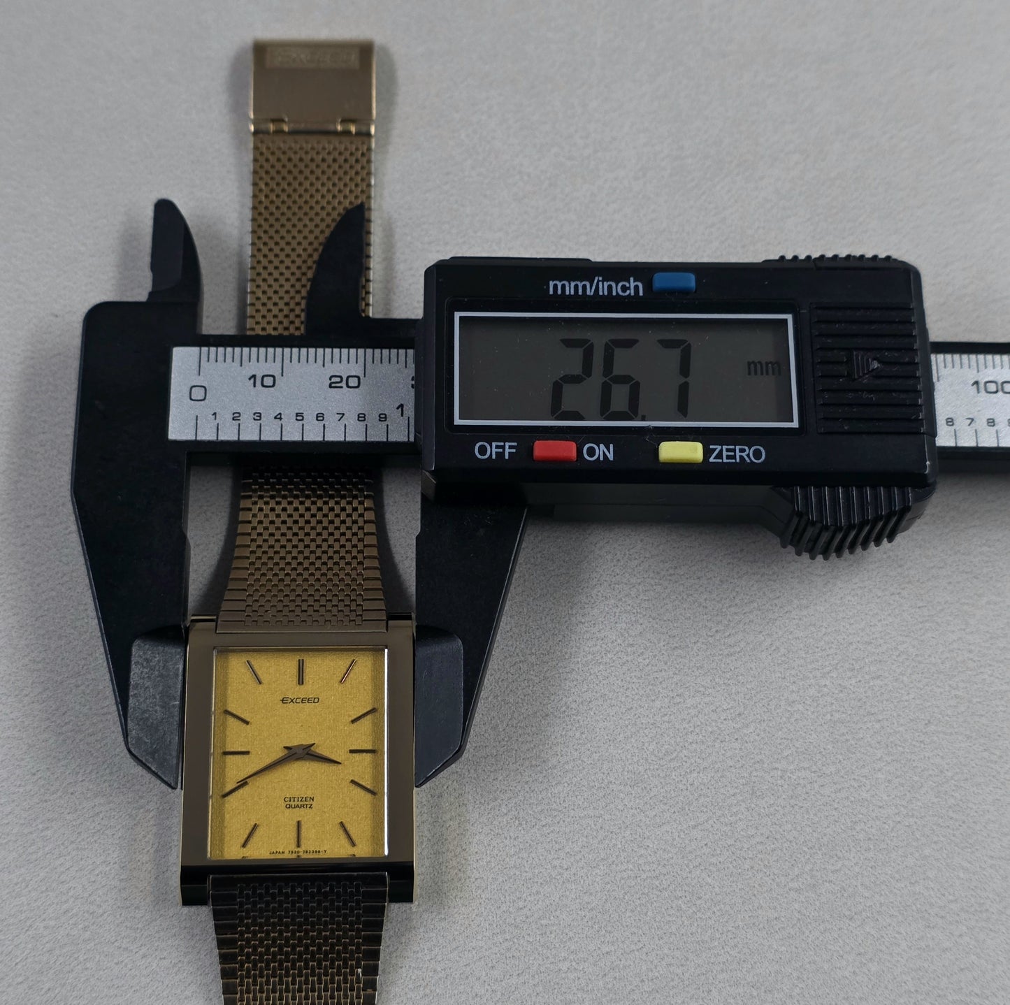 Citizen Exceed UHAG 4-795237 TA