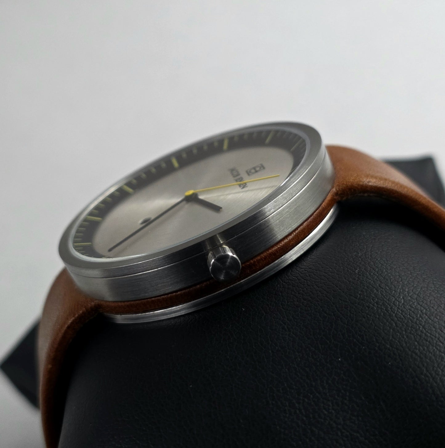 Jacob Jensen Strata 271