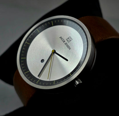 Jacob Jensen Strata 271