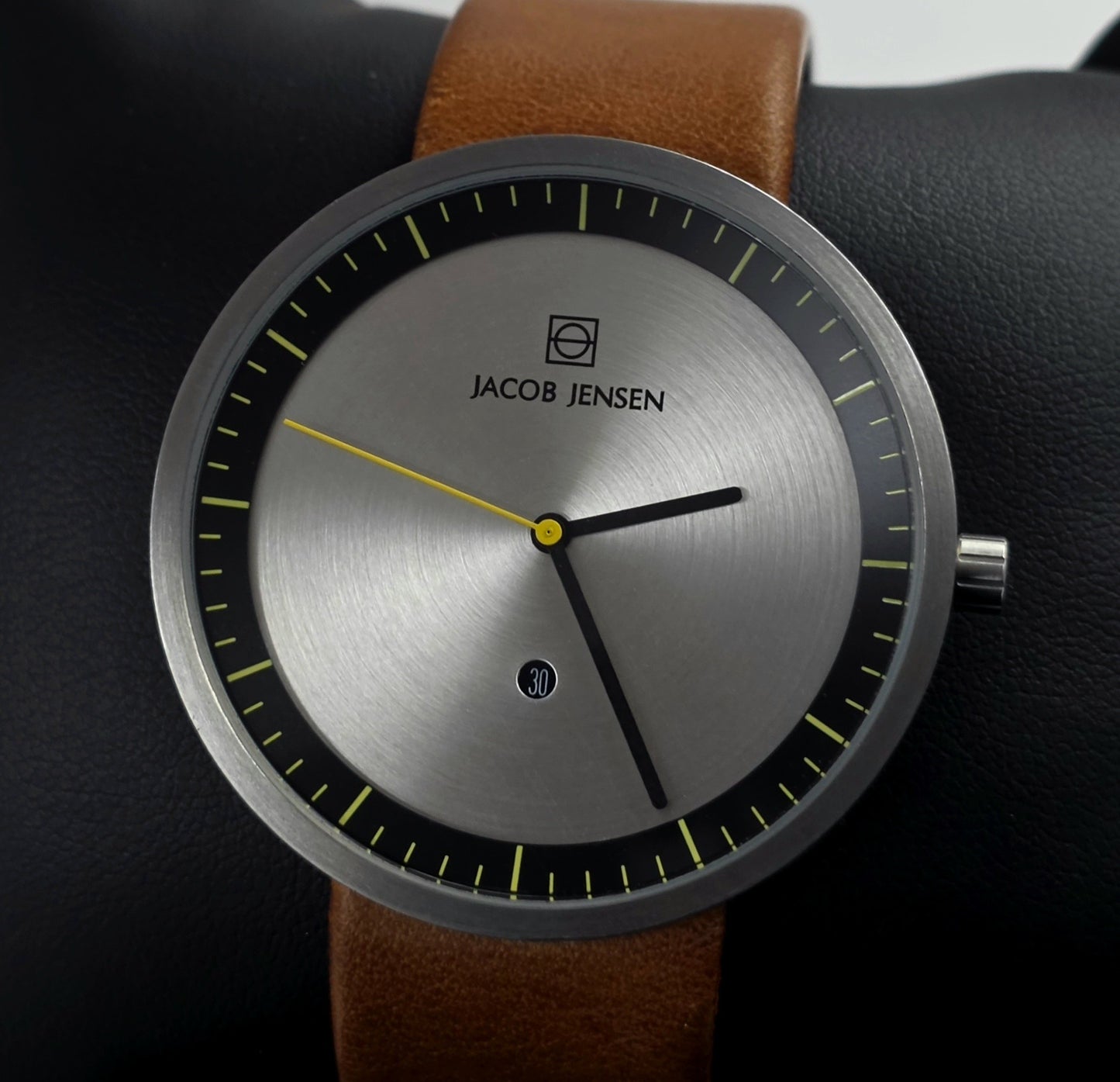 Jacob Jensen Strata 271