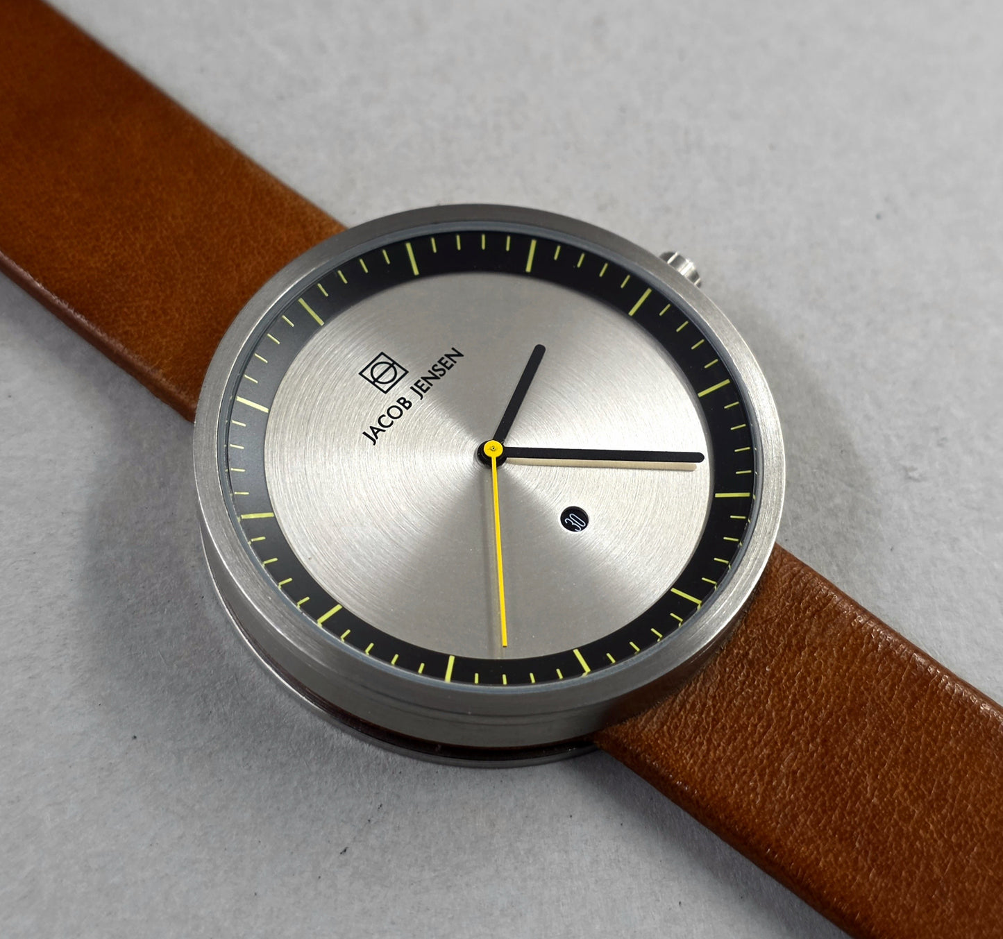 Jacob Jensen Strata 271