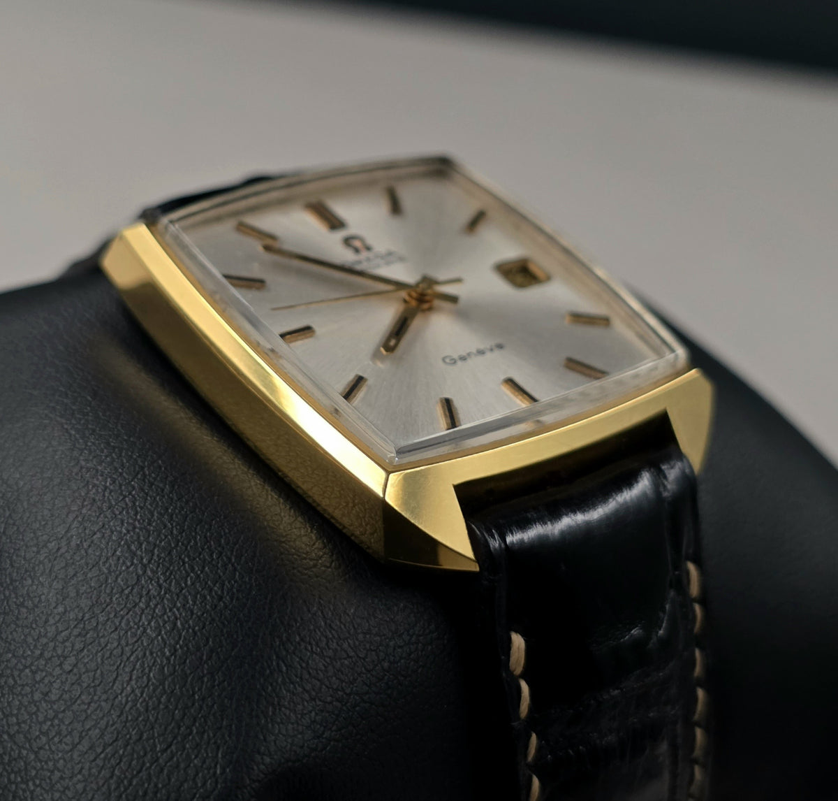 Omega Genève Automatic Ref. 166.042