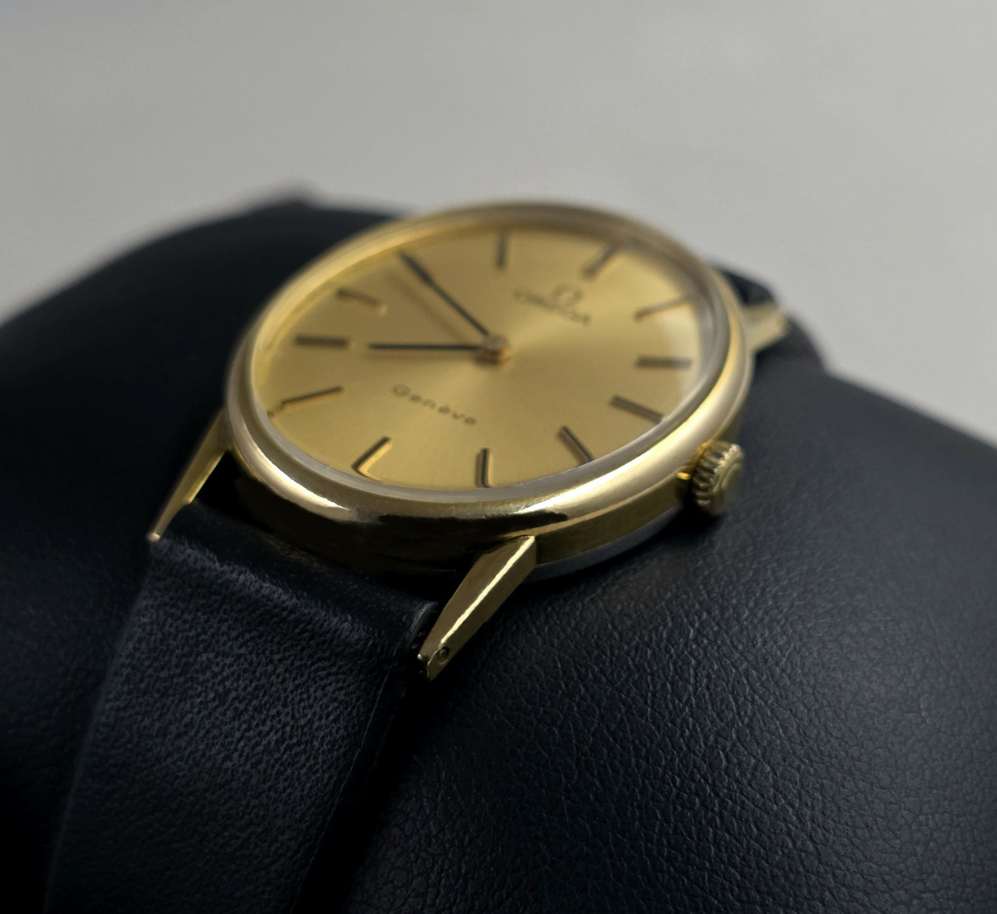 Omega Genève ref 511.416