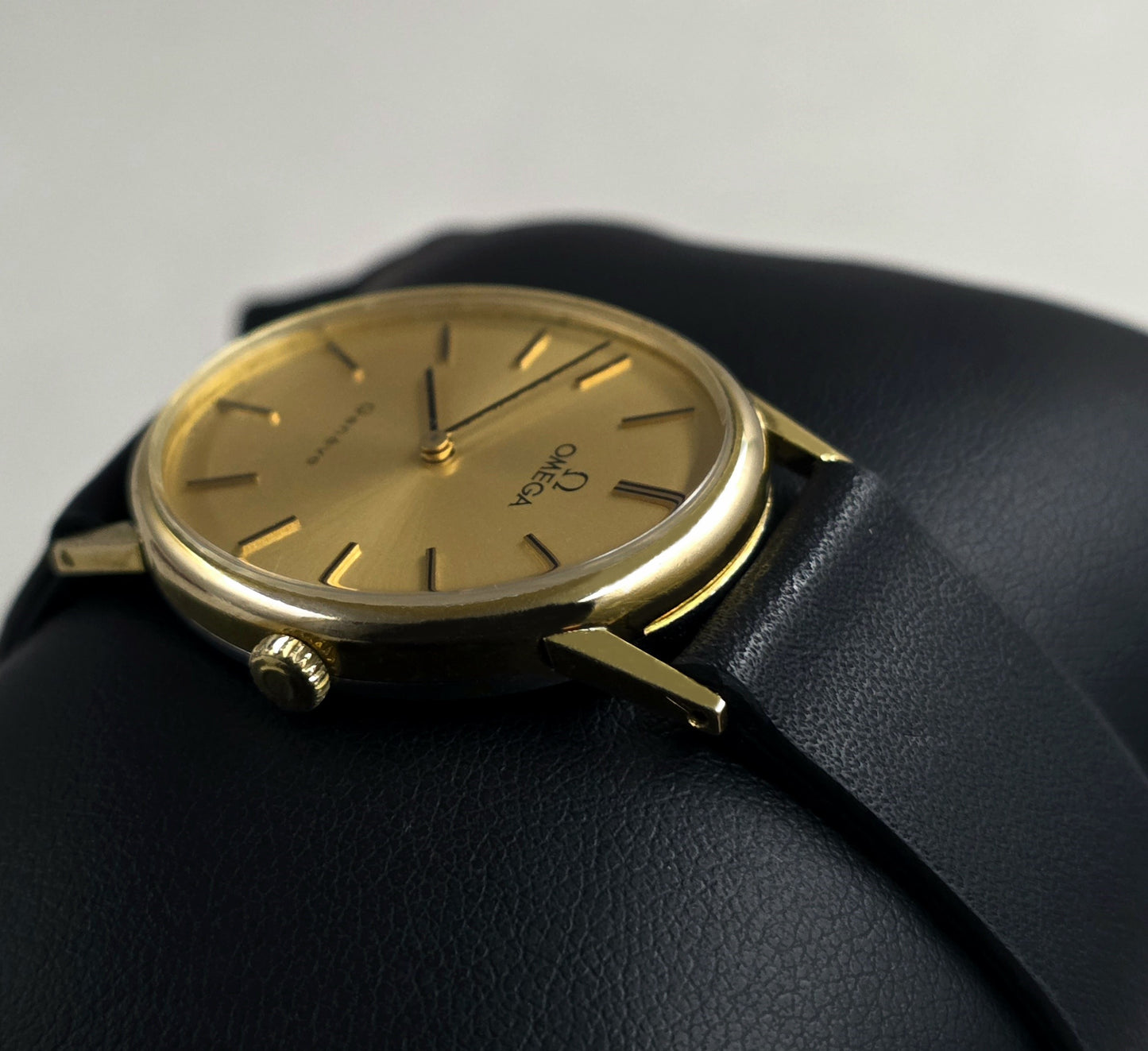 Omega Genève ref 511.416